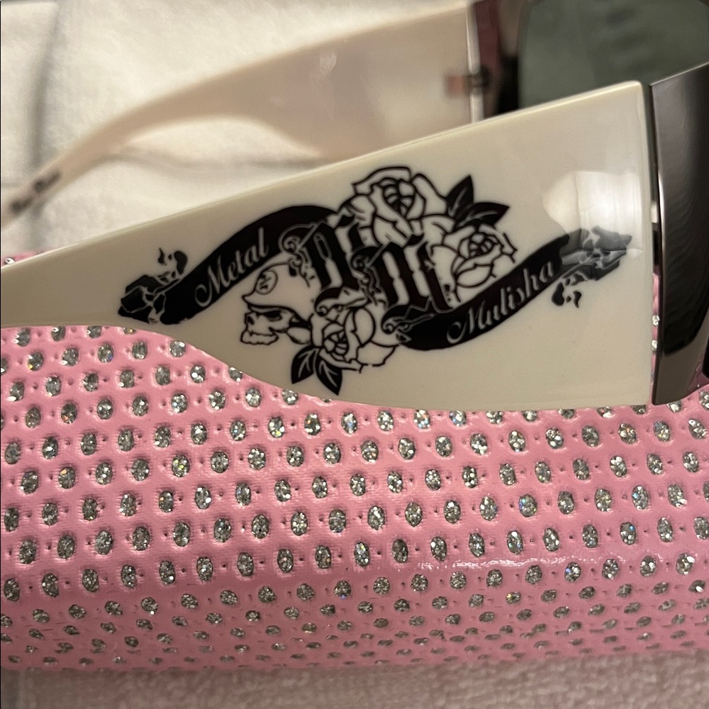 🕶️🖤🤍🕶️🖤🤍🕶️ METAL MULISHA SUNGLASSES🕶️🖤🤍🕶️🖤🤍